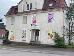 Före detta hotellet mitt i Älghult.